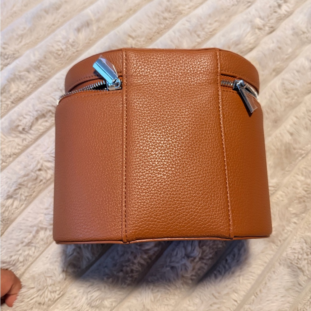 Saie Leatherette Travel Cosmetic Case in Tan - Picture 3 of 7